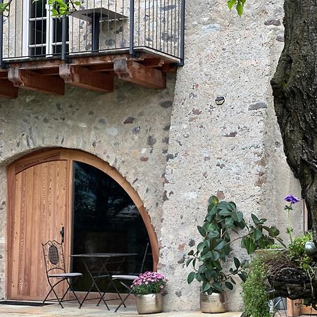 St. Vigilius Modern Historic Apartments Наллес Экстерьер фото